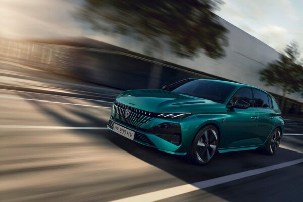 Questi sono i modelli di auto elettriche Peugeot per il 2026